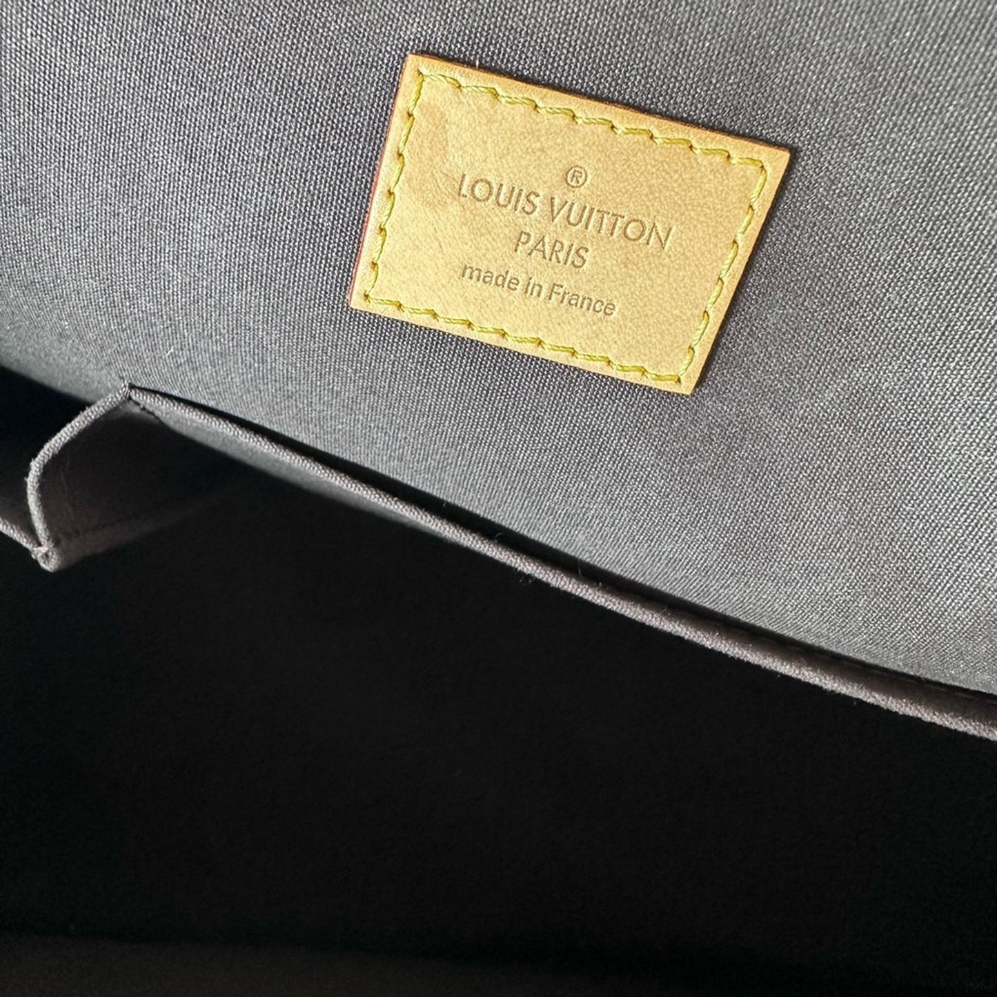 Louis Vuitton vernis monogram  leather ALMA GM