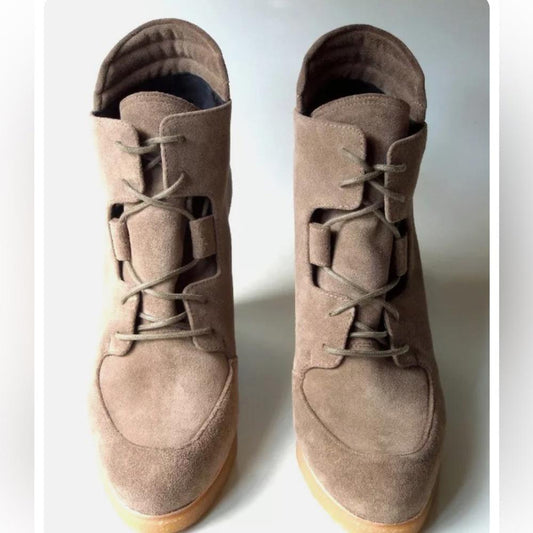 STUART WEITZMAN ANKLE BOOTS