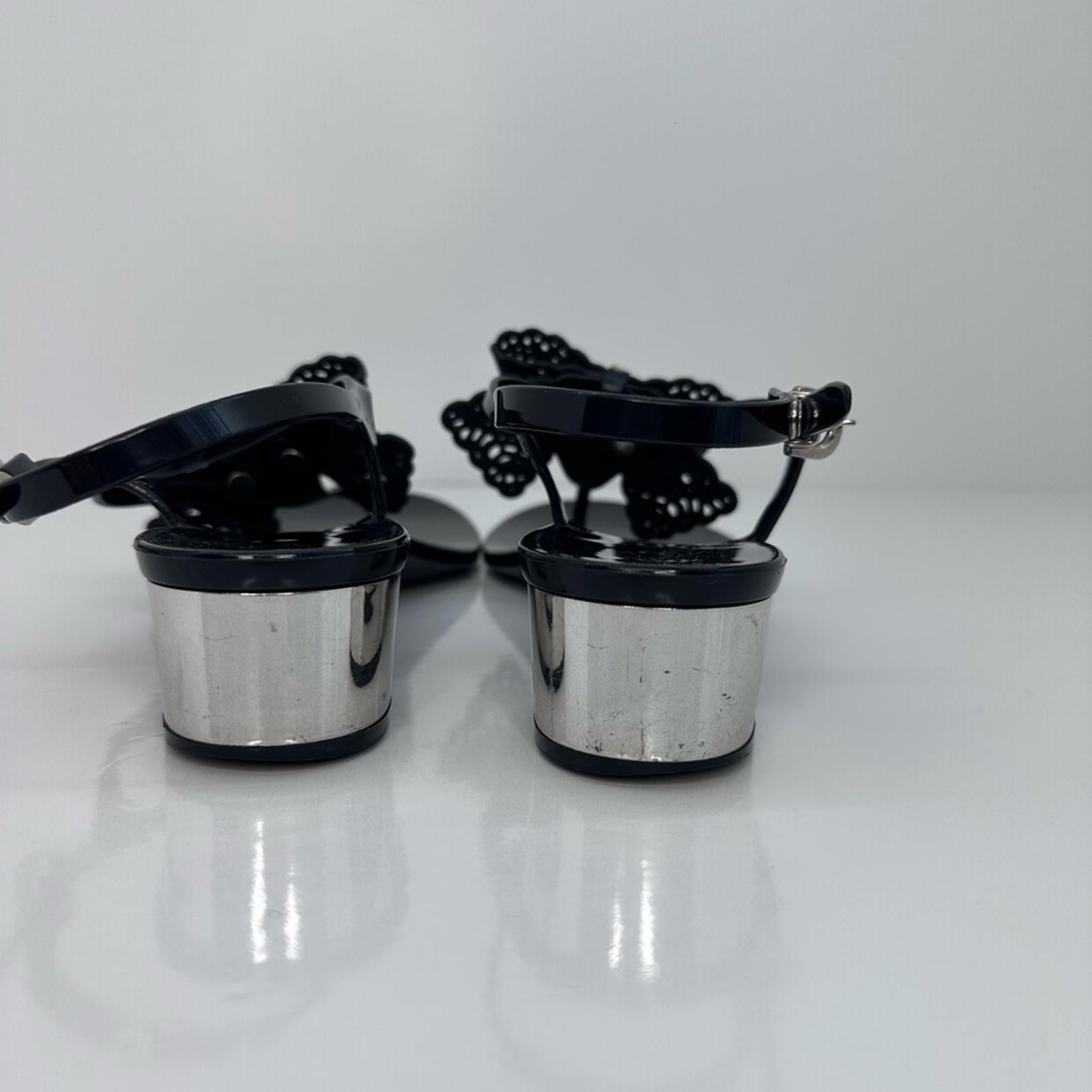 Salvatore Ferragamo Black Glitter Bow Sandals – Chicopick