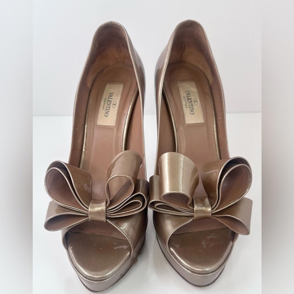 Valentino Garavani Patent Leather Hills
