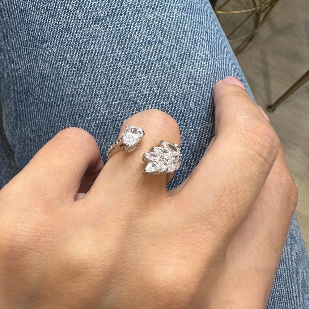 Opera Ring