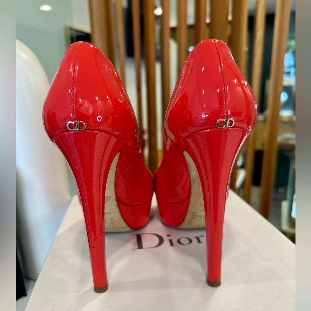 Christian Dior Coral Pink Patent Leather Platform Pumps