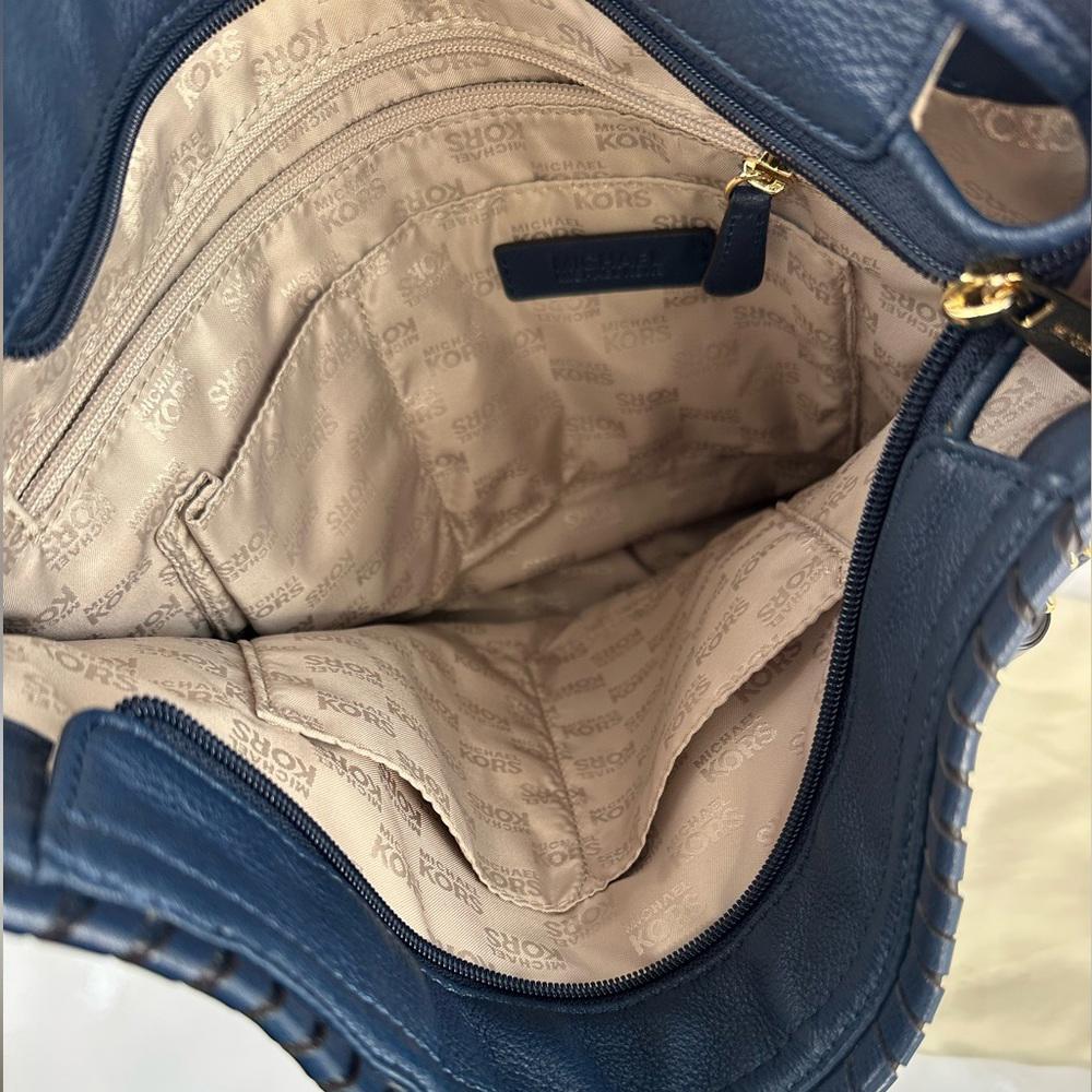 Micheal Kors Hobo bag