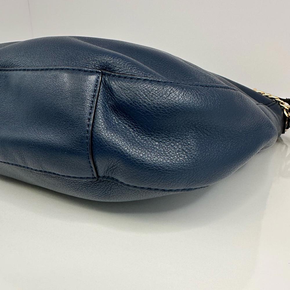 Micheal Kors Hobo bag