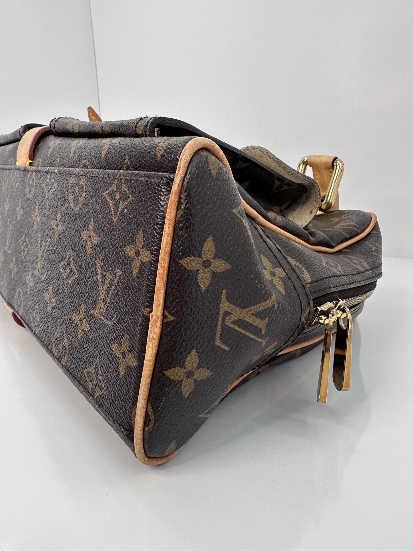 Louis Vuitton Monogram Manhattan GM