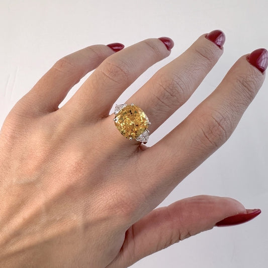 Queen Ring