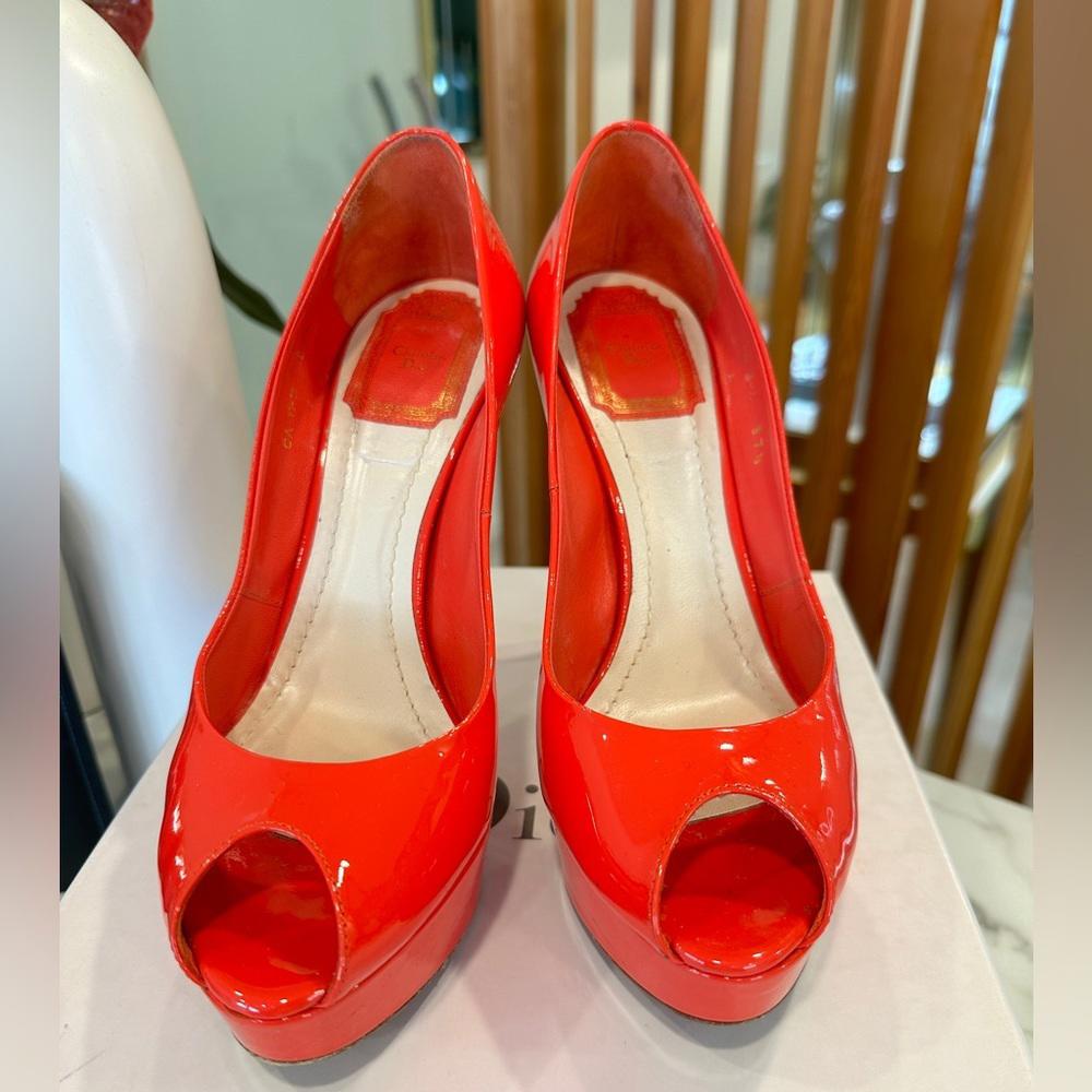 Christian Dior Coral Pink Patent Leather Platform Pumps