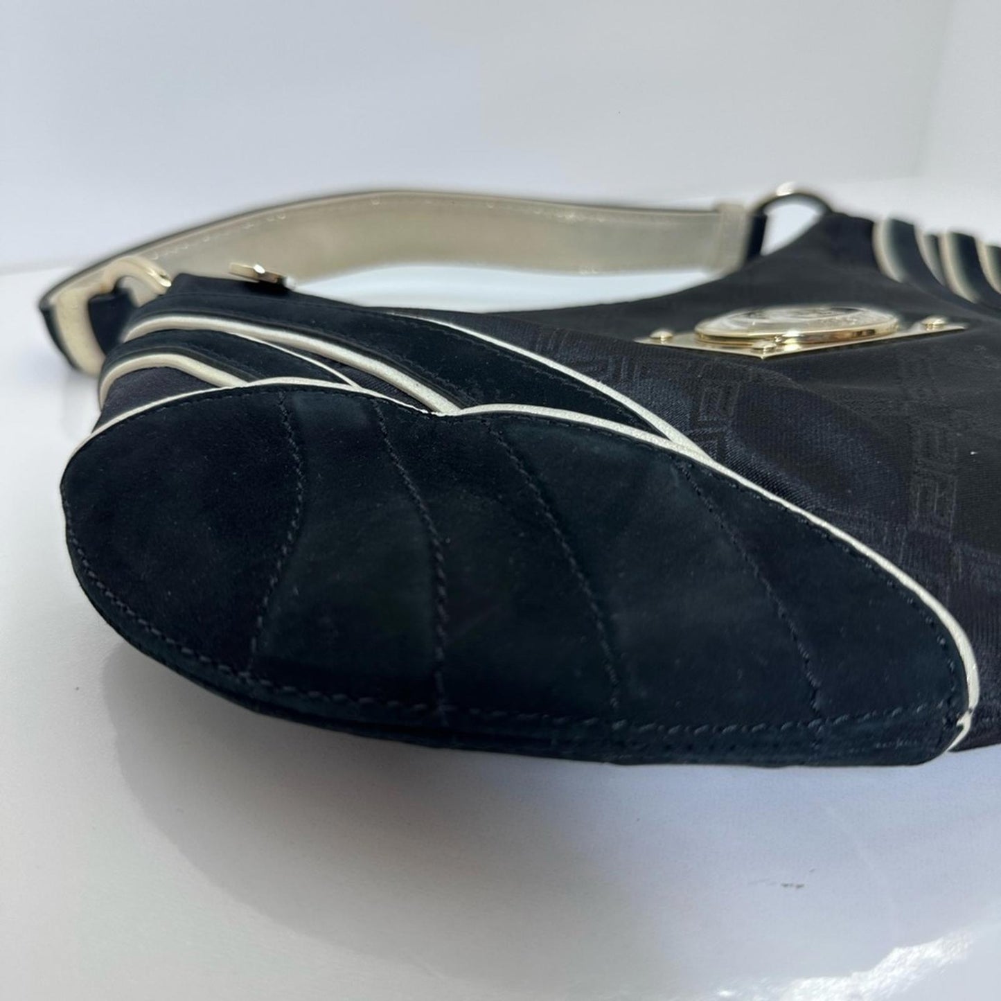 Versace Medusa Plaque Shoulder Bag – Black & Cream Contrast